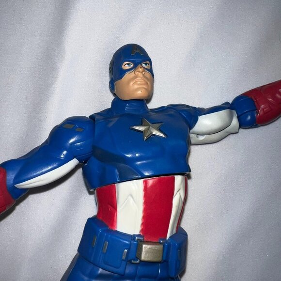 2012 Marvel Avengers Ultra Strike Captain America 9" Talking Action Figure - Picture 4 of 12